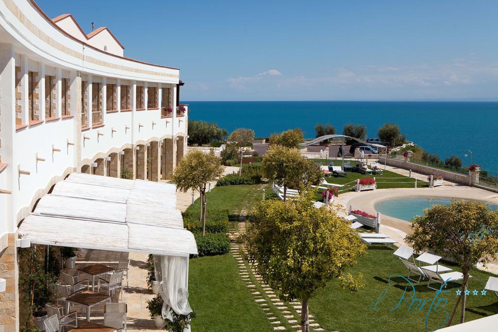 Hotel Residence Il Porto Маттіната Екстер'єр фото