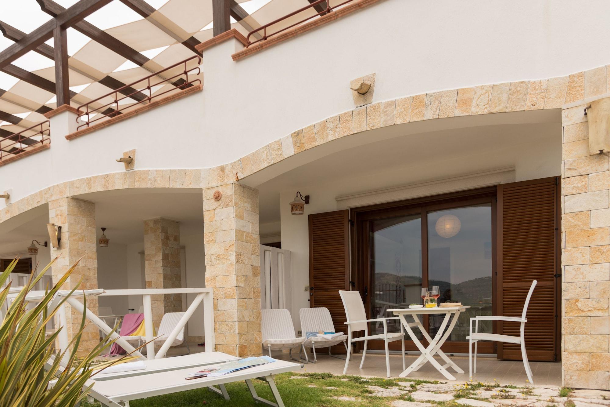 Hotel Residence Il Porto Маттіната Екстер'єр фото