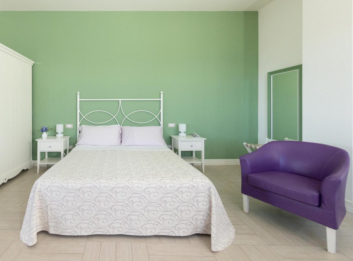 Hotel Residence Il Porto Маттіната Екстер'єр фото