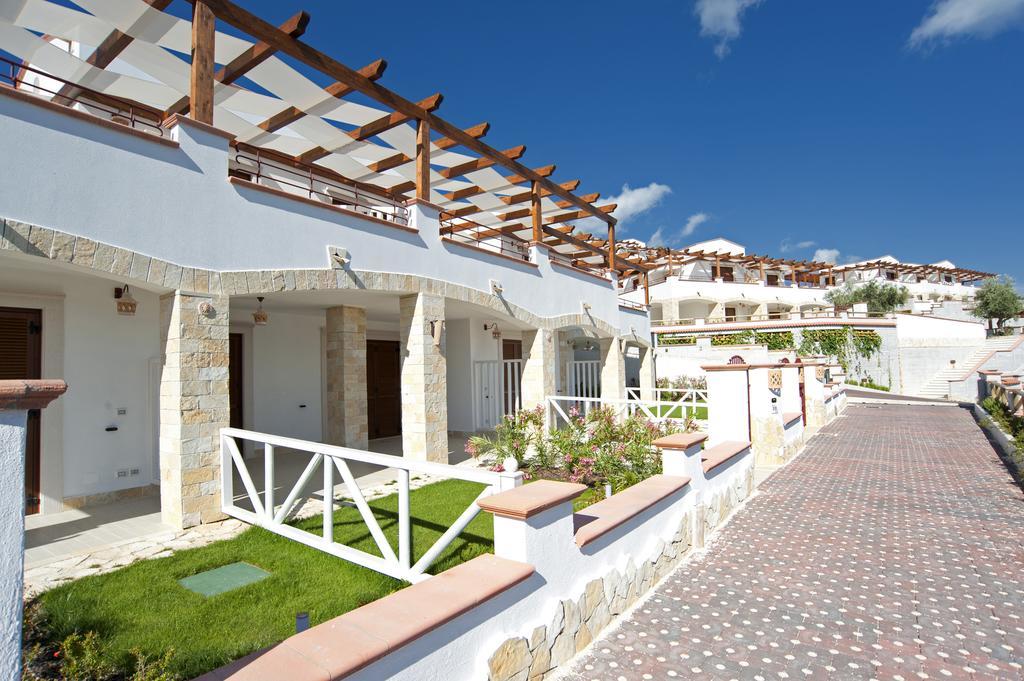 Hotel Residence Il Porto Маттіната Екстер'єр фото